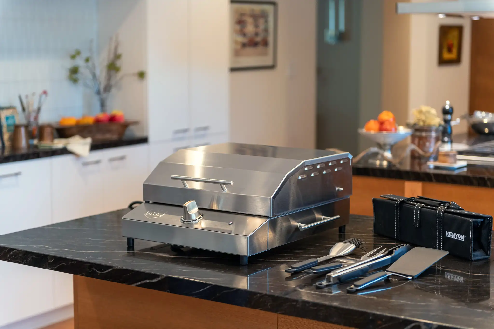 Kenyon G2 Grill portable electric grill showing non-stick grate and concealed heating element