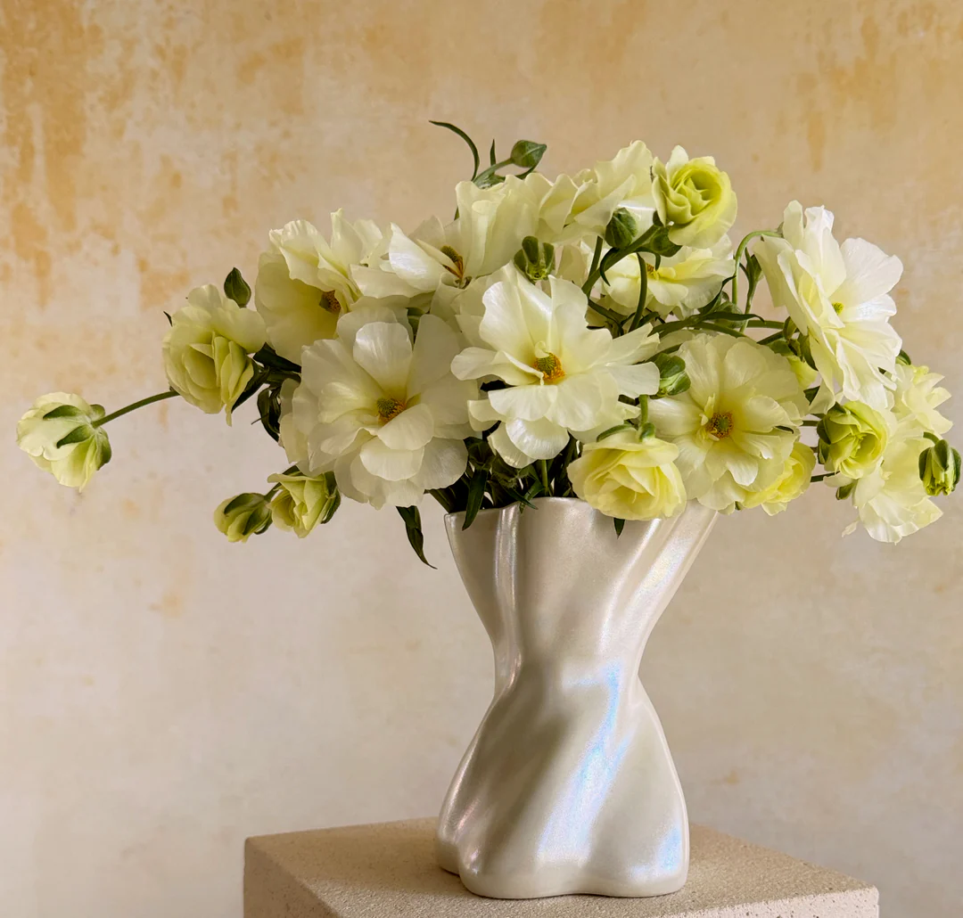 Pearl & White Colored Vase with yellow flowers