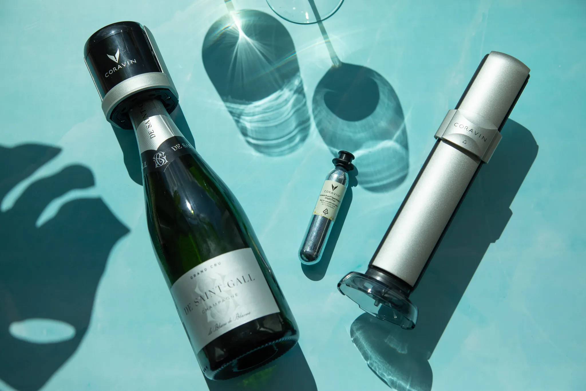 Summer Hosting with Coravin Sparkling - keep your drinks fresh