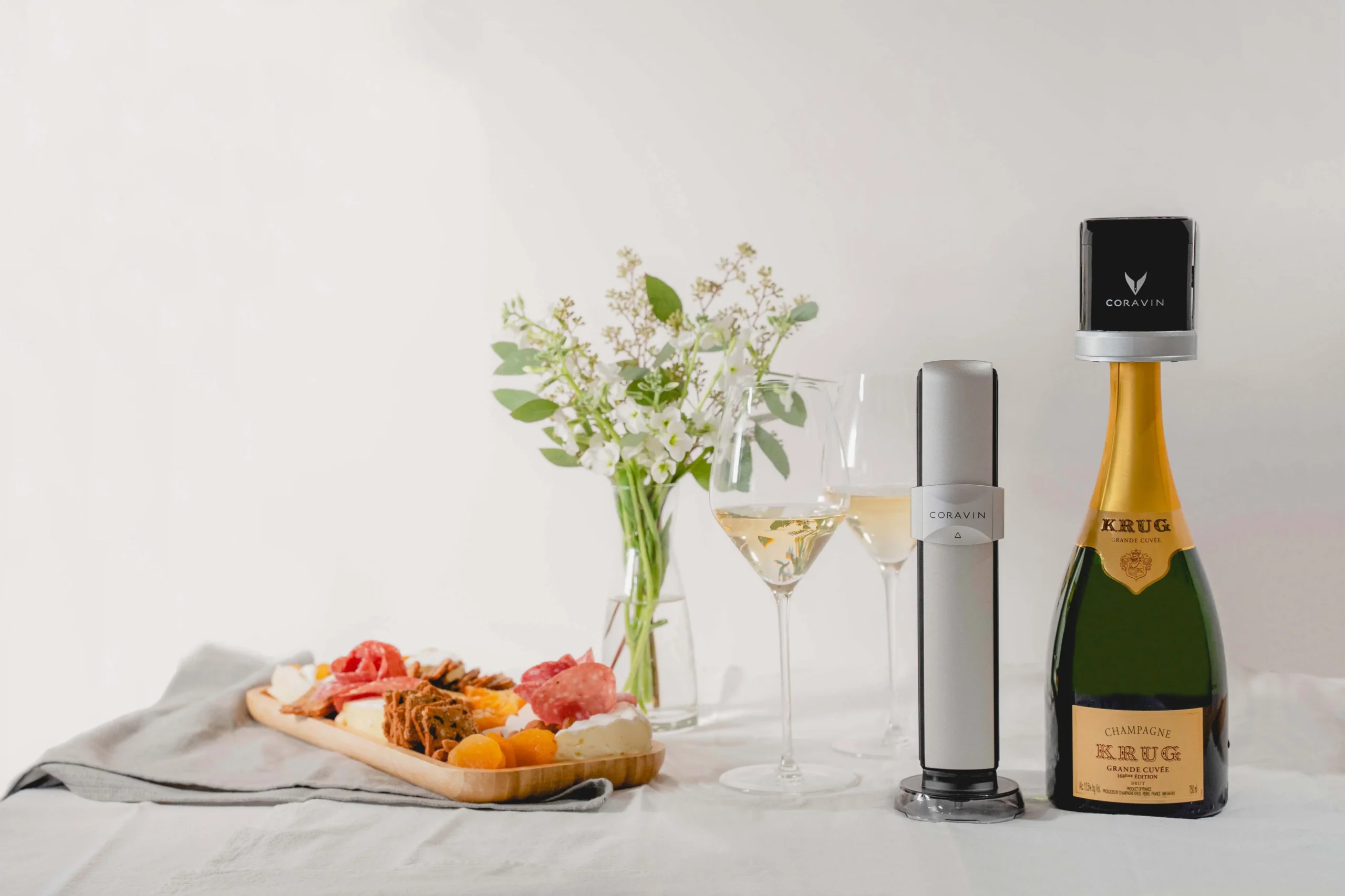Summer Hosting with Coravin Sparkling